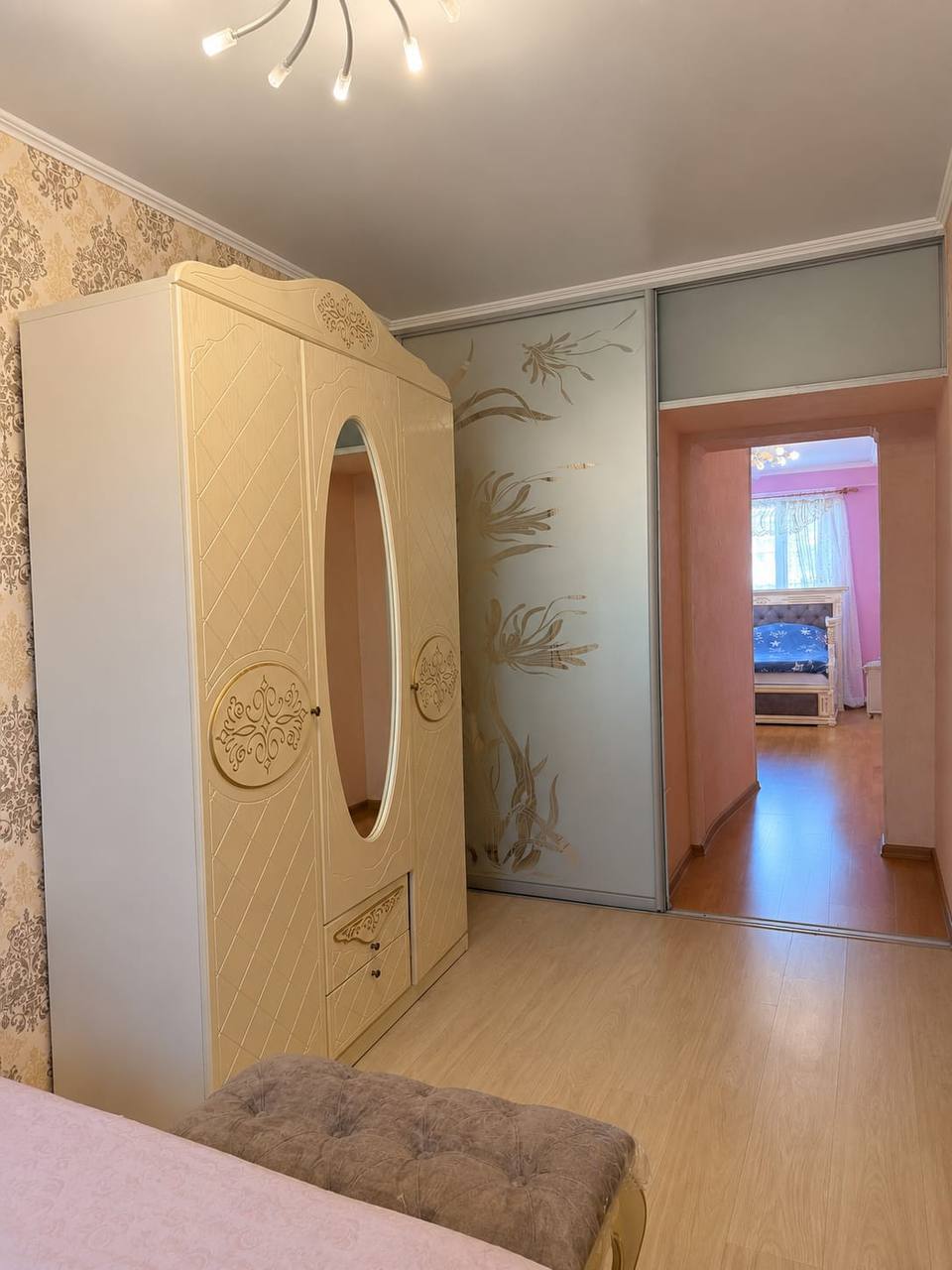 Продажа 3-комнатной квартиры 56.1 м², Сегедская ул., вул.13