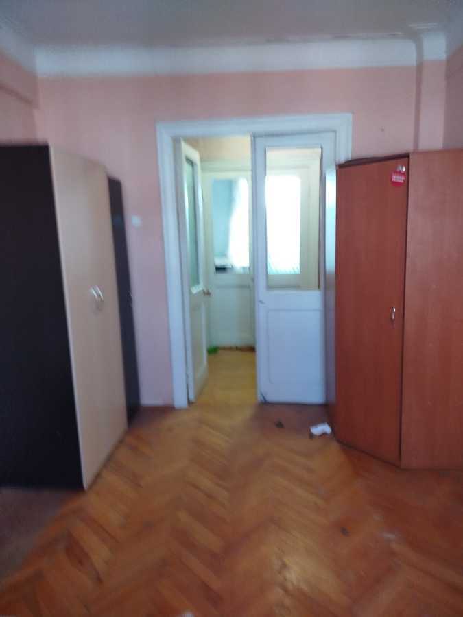 Продаж 3-кімнатної квартири 70 м², Олександра Довженка вул., 10