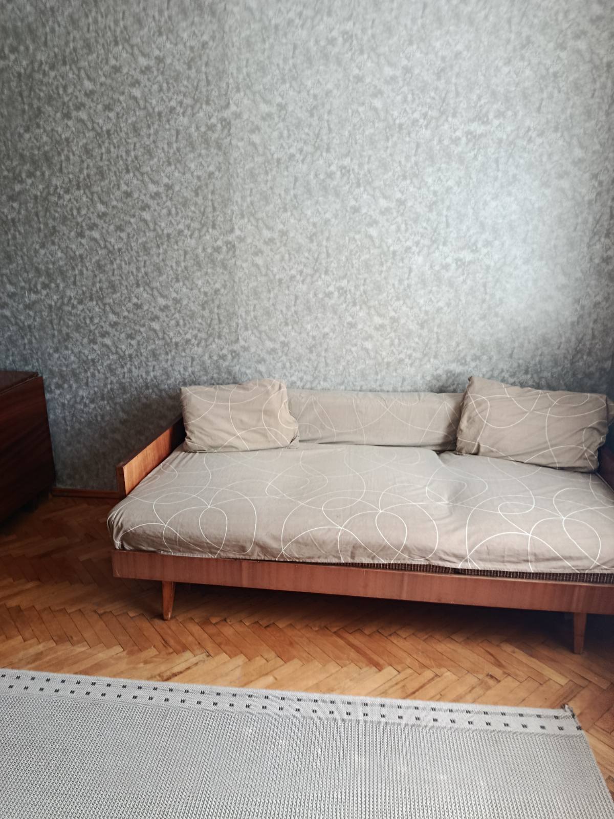 Оренда 3-кімнатної квартири 75 м², Йорданська вул., 9Є