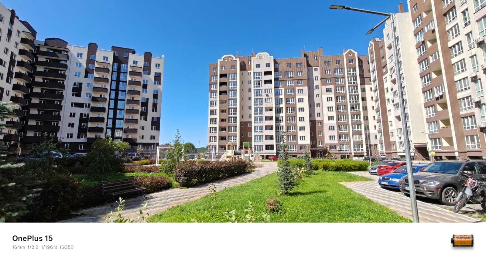Продаж 2-кімнатної квартири 65 м²
