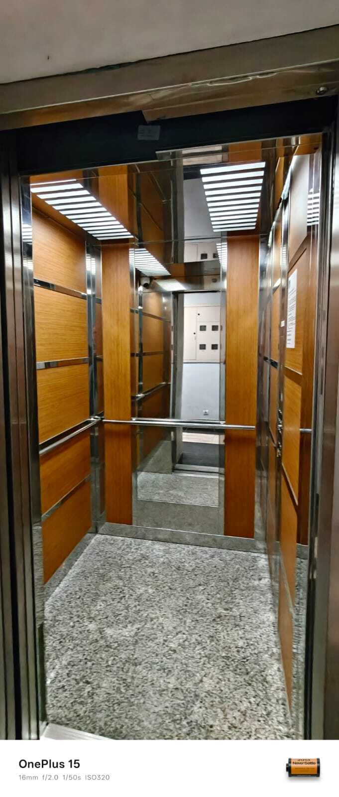 Продаж 2-кімнатної квартири 65 м²