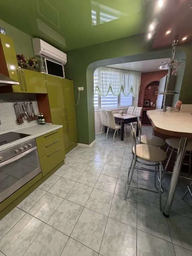 Продажа 4-комнатной квартиры 98 м², Петра Григоренко просп., 1/7
