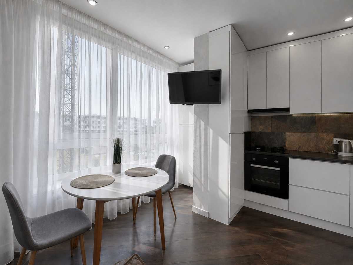 Оренда 1-кімнатної квартири 40 м², Практична вул., 4
