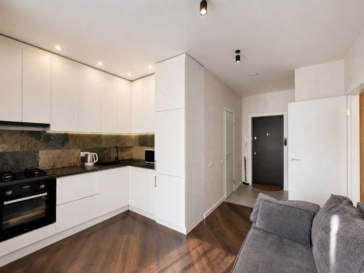 Оренда 1-кімнатної квартири 40 м², Практична вул., 4
