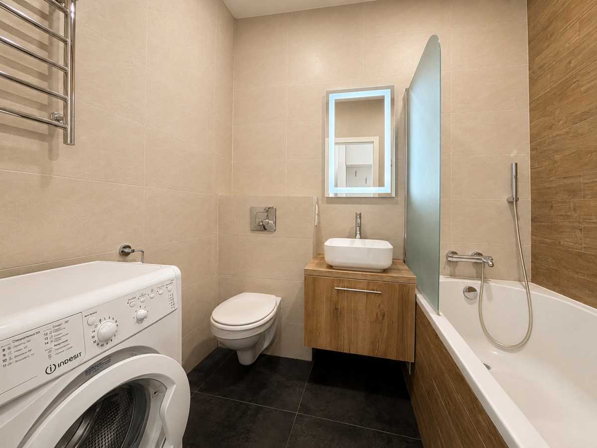 Оренда 1-кімнатної квартири 40 м², Практична вул., 4