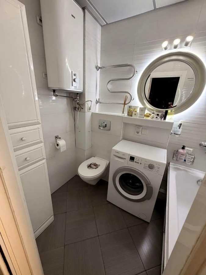 Продаж 2-кімнатної квартири 48 м², Івана Миколайчука вул., 13/2