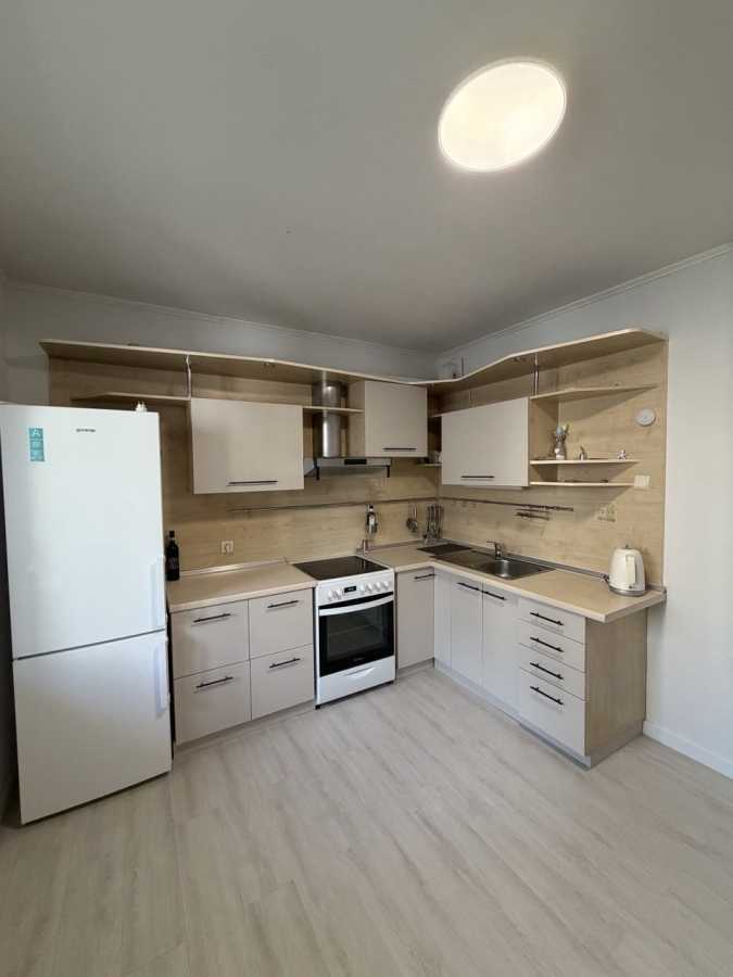 Продаж 2-кімнатної квартири 73.5 м², Урлівська вул., 17