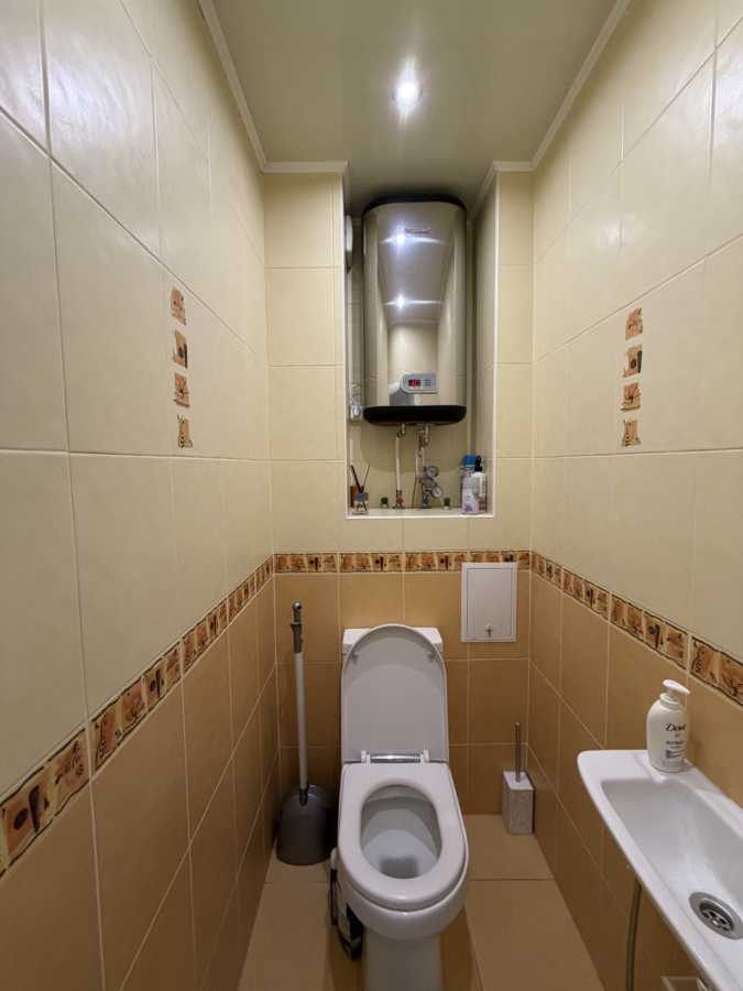 Продаж 2-кімнатної квартири 73.5 м², Урлівська вул., 17