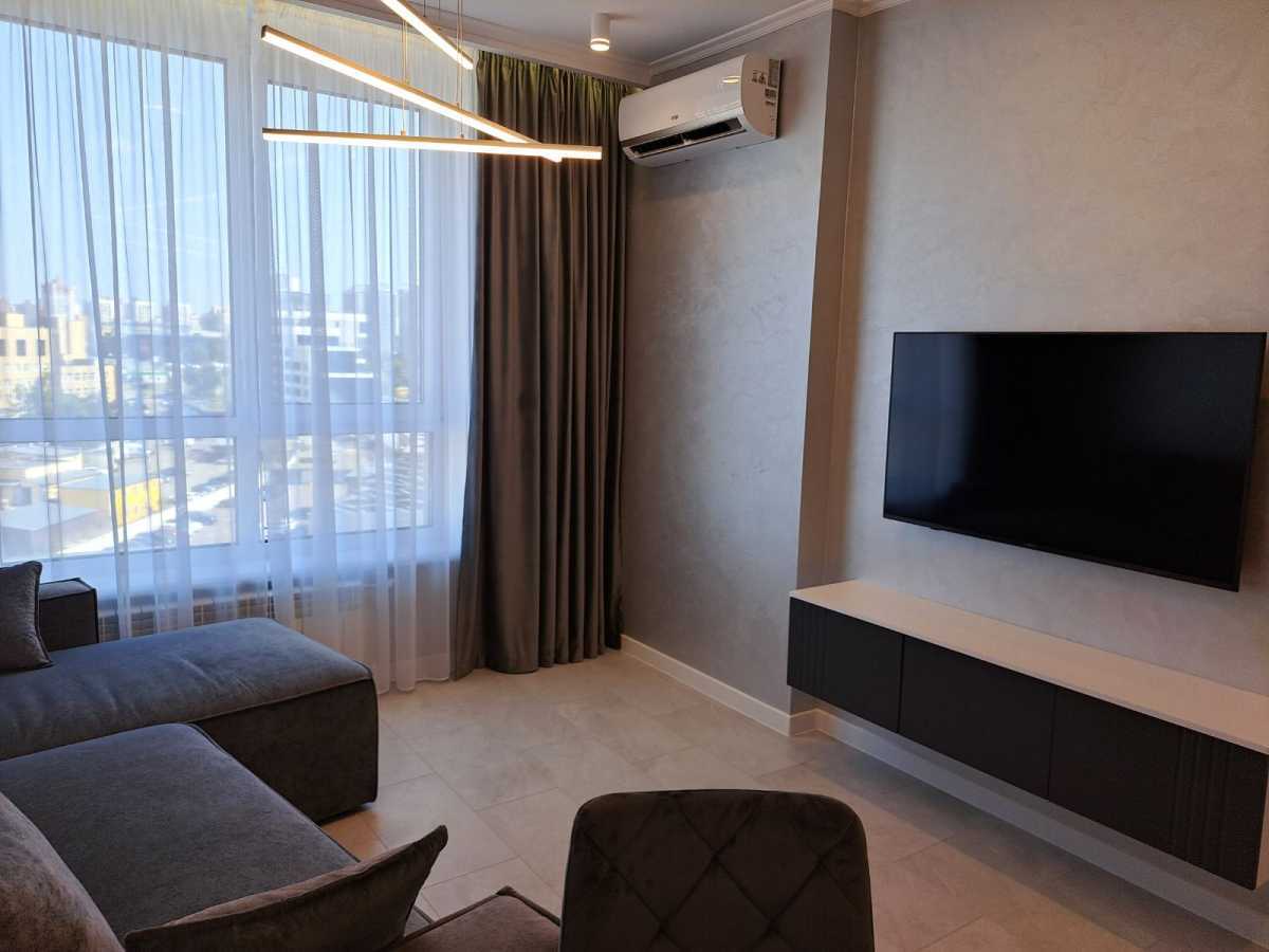 Аренда 1-комнатной квартиры 48 м², Днепровская наб., 17к