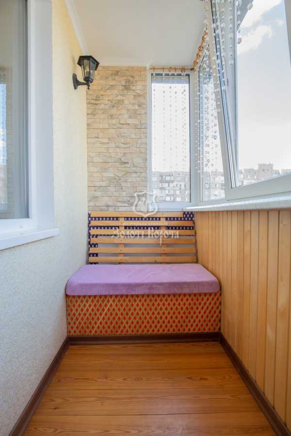 Продаж 3-кімнатної квартири 70 м², Декабристів вул., 5