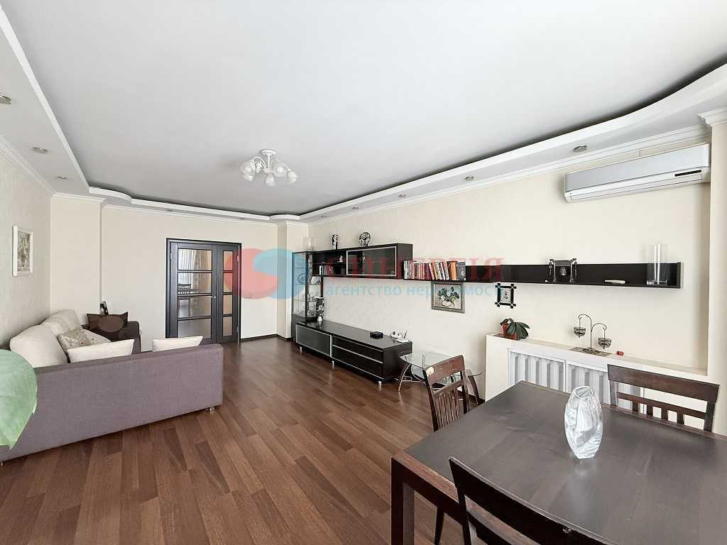 Продажа 2-комнатной квартиры 78 м², Макеевская ул., 8