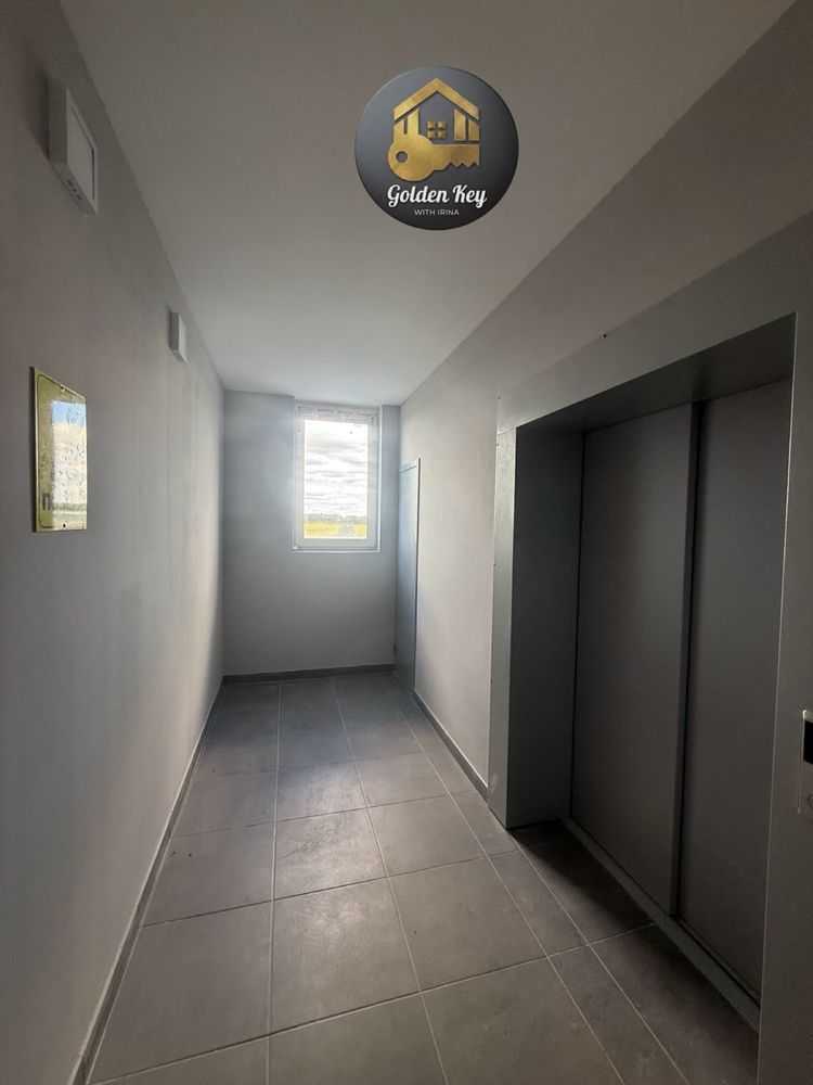 Продаж 3-кімнатної квартири 68.1 м², Виставкова вул., 24А