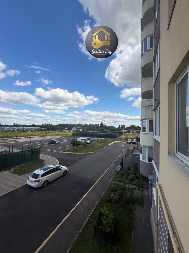 Продаж 3-кімнатної квартири 68.1 м², Виставкова вул., 24А