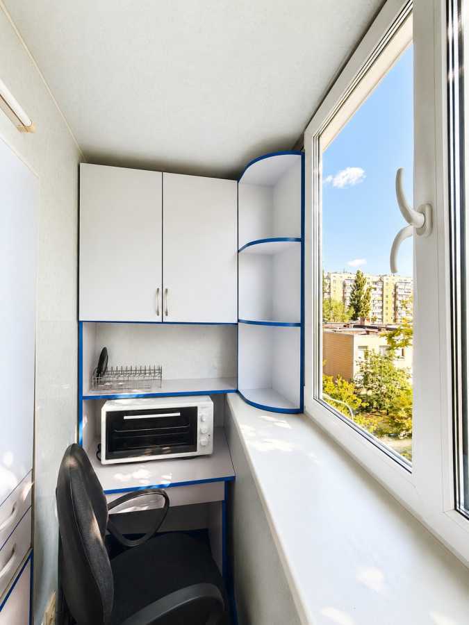 Продажа 1-комнатной квартиры 27.2 м², Декабристов ул., 5Б