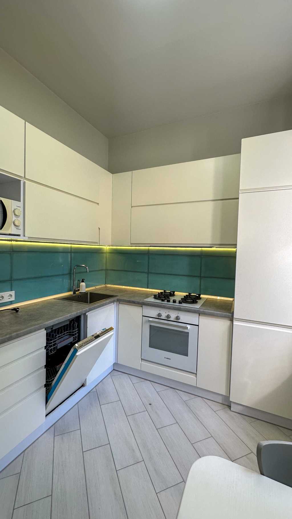 Продажа 2-комнатной квартиры 55 м², Академика Грекова ул., 5