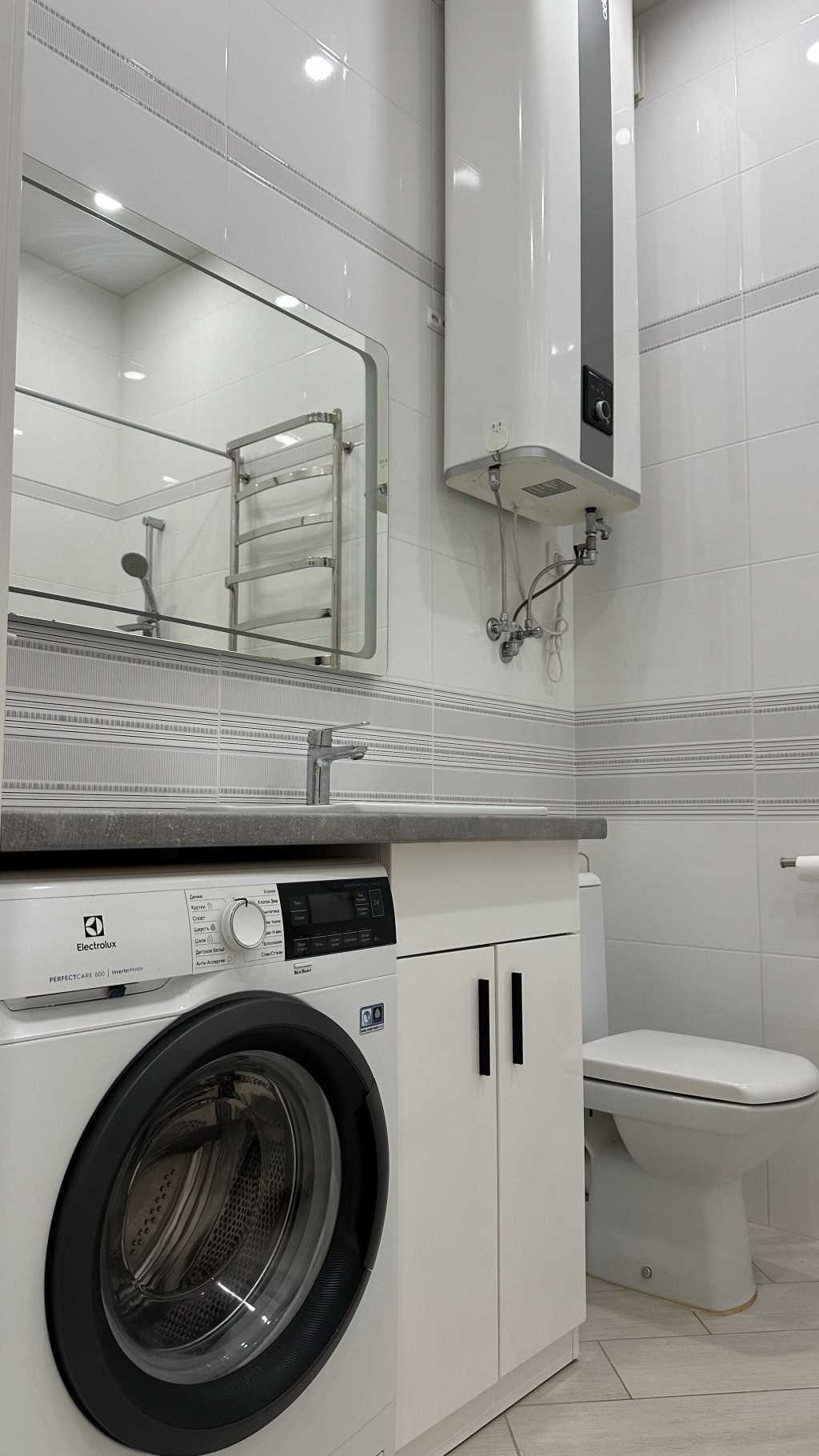 Продажа 2-комнатной квартиры 55 м², Академика Грекова ул., 5