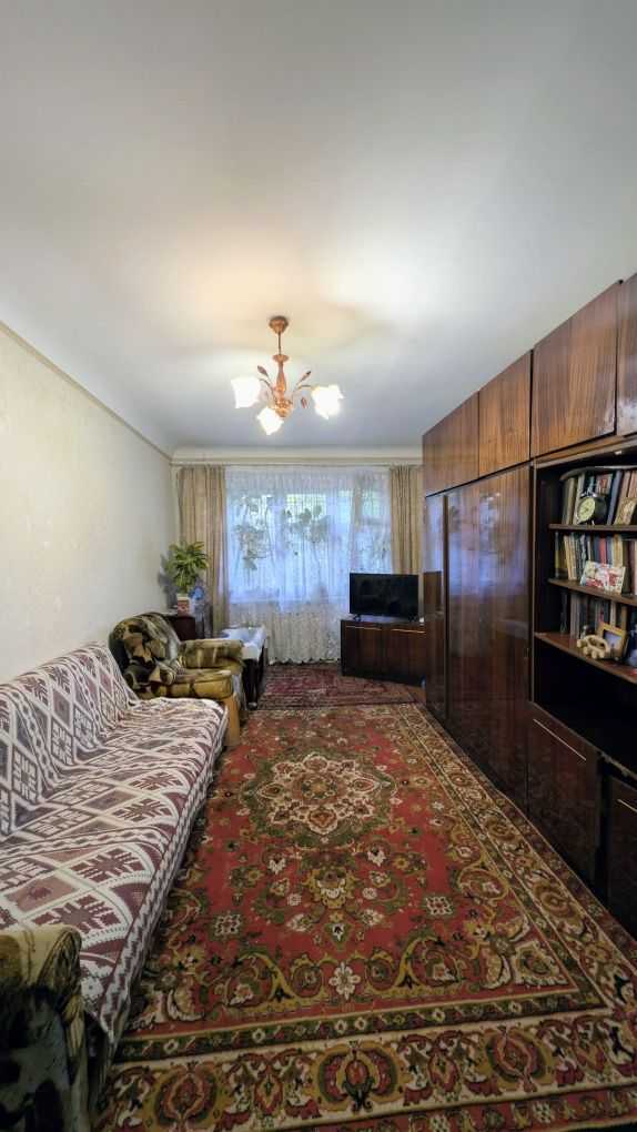 Продаж 3-кімнатної квартири 58 м², Джерельна вул., 80