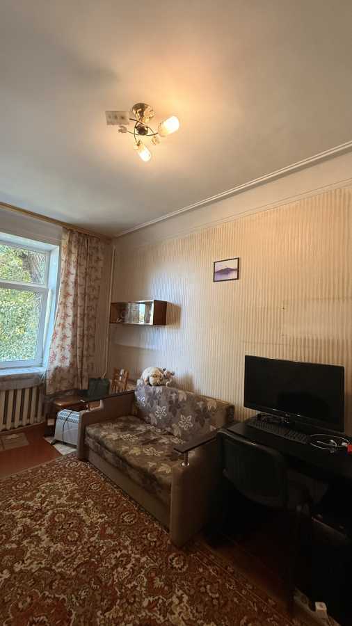Продаж 2-кімнатної квартири 60 м², Вокзальна вул., 8