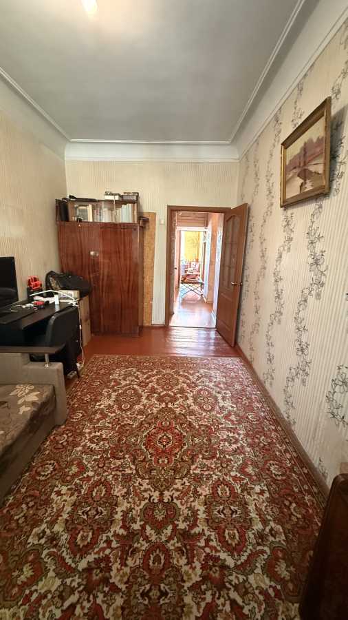 Продаж 2-кімнатної квартири 60 м², Вокзальна вул., 8