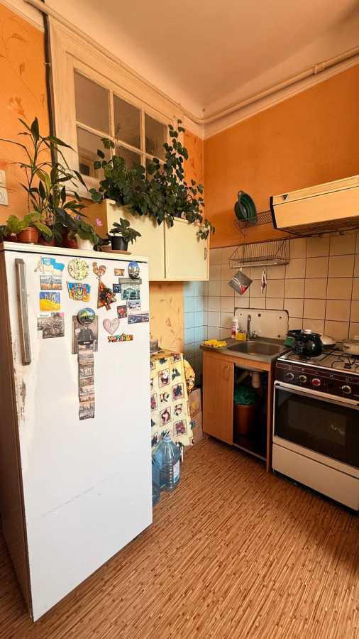 Продаж 2-кімнатної квартири 60 м², Вокзальна вул., 8
