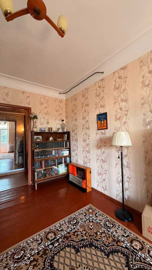 Продаж 2-кімнатної квартири 60 м², Вокзальна вул., 8