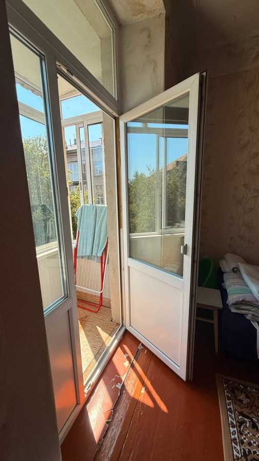 Продаж 2-кімнатної квартири 60 м², Вокзальна вул., 8