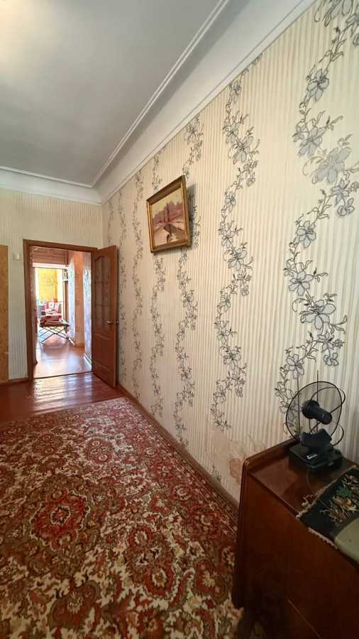 Продаж 2-кімнатної квартири 60 м², Вокзальна вул., 8