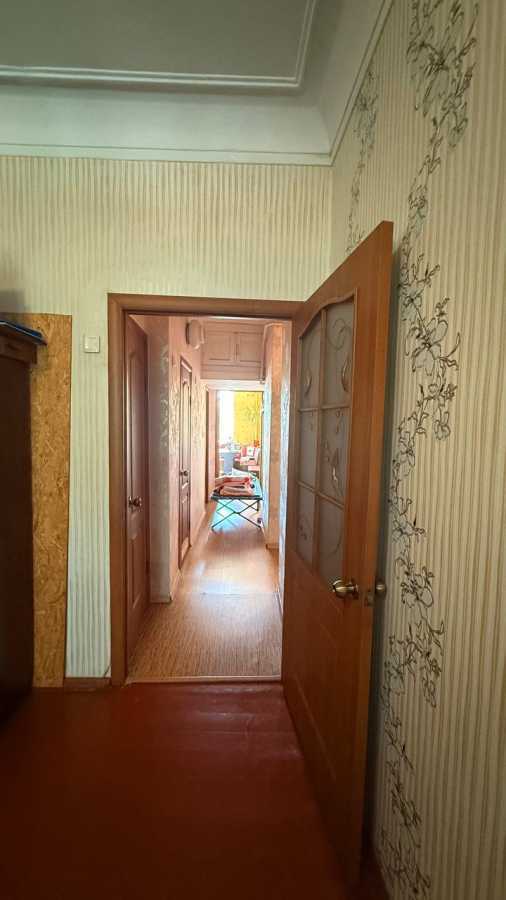 Продаж 2-кімнатної квартири 60 м², Вокзальна вул., 8