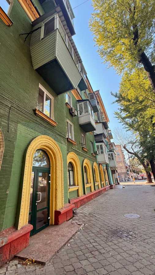 Продаж 2-кімнатної квартири 60 м², Вокзальна вул., 8