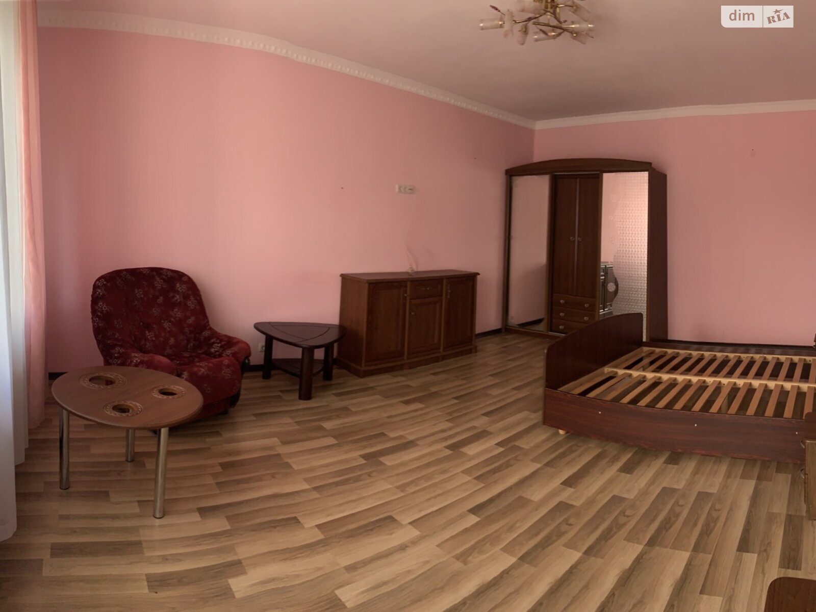 Продаж будинку 323.1 м², Віденська вул.