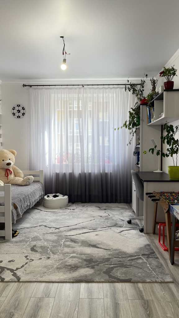 Продаж 2-кімнатної квартири 63.9 м², Кармелюка вул.