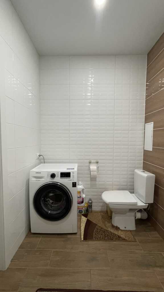 Продаж 2-кімнатної квартири 63.9 м², Кармелюка вул.