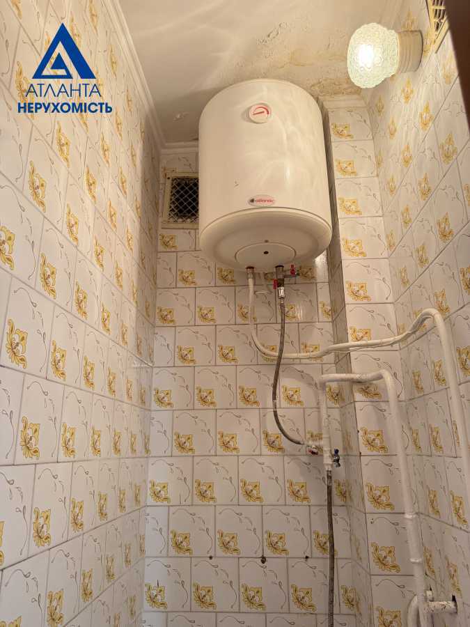 Продаж 3-кімнатної квартири 65.5 м², Стрілецька вул.