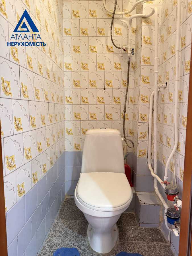 Продаж 3-кімнатної квартири 65.5 м², Стрілецька вул.
