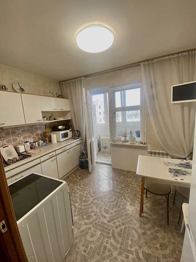 Продаж 2-кімнатної квартири 52 м², Наталії Ужвій вул., 7