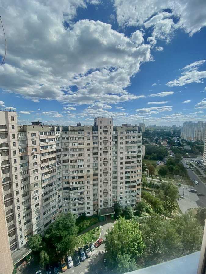 Продаж 2-кімнатної квартири 52 м², Наталії Ужвій вул., 7