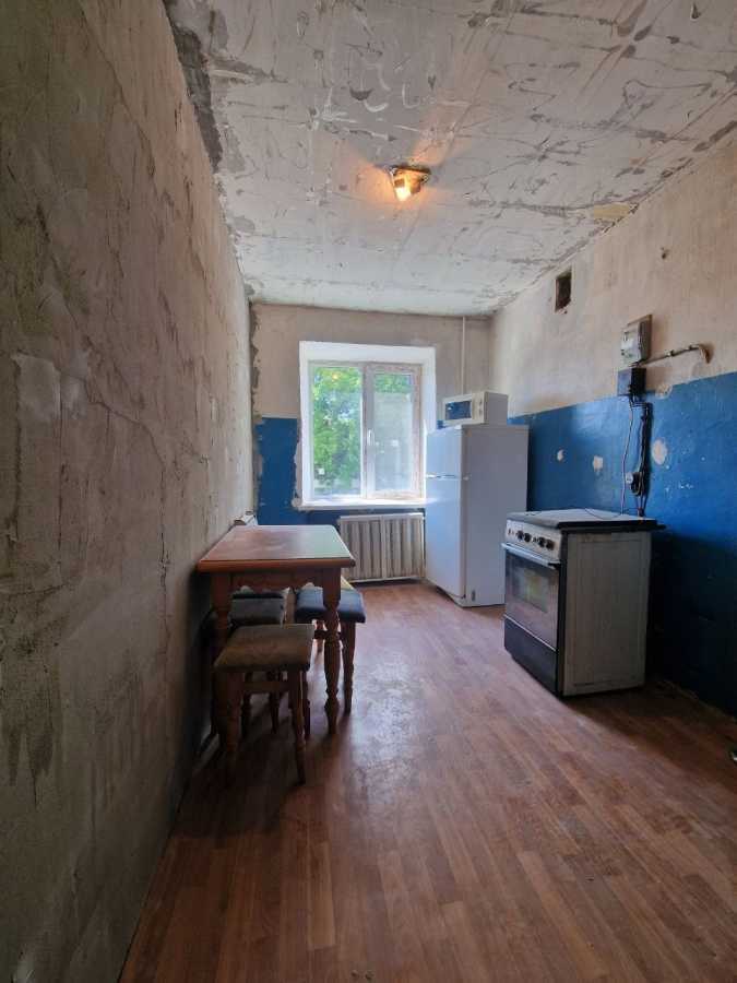 Продаж 3-кімнатної квартири 60.5 м², Київська вул., 25
