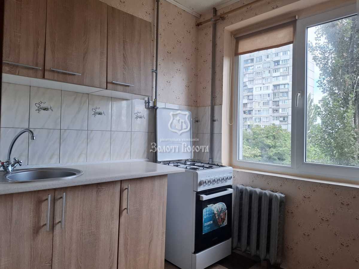 Продажа 1-комнатной квартиры 33.2 м², Николая Кибальчича ул., Руденка, 15а