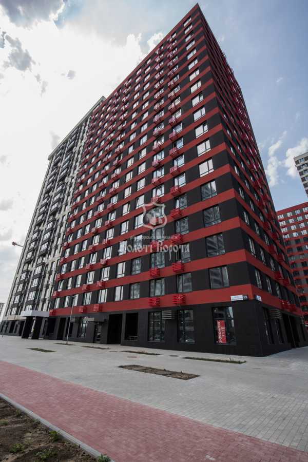 Продажа 2-комнатной квартиры 70.13 м², Всеволода Змиенко ул., Змієнка, 13