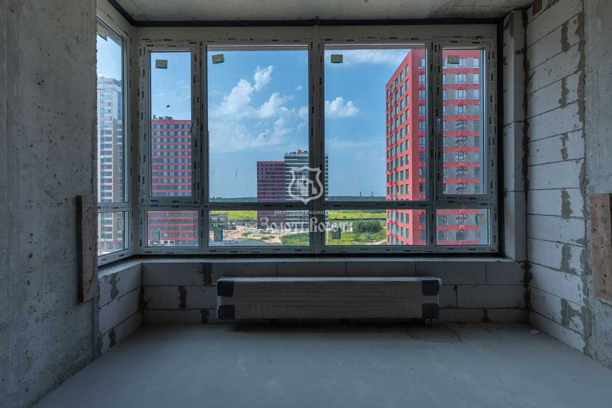 Продажа 2-комнатной квартиры 70.13 м², Всеволода Змиенко ул., Змієнка, 13