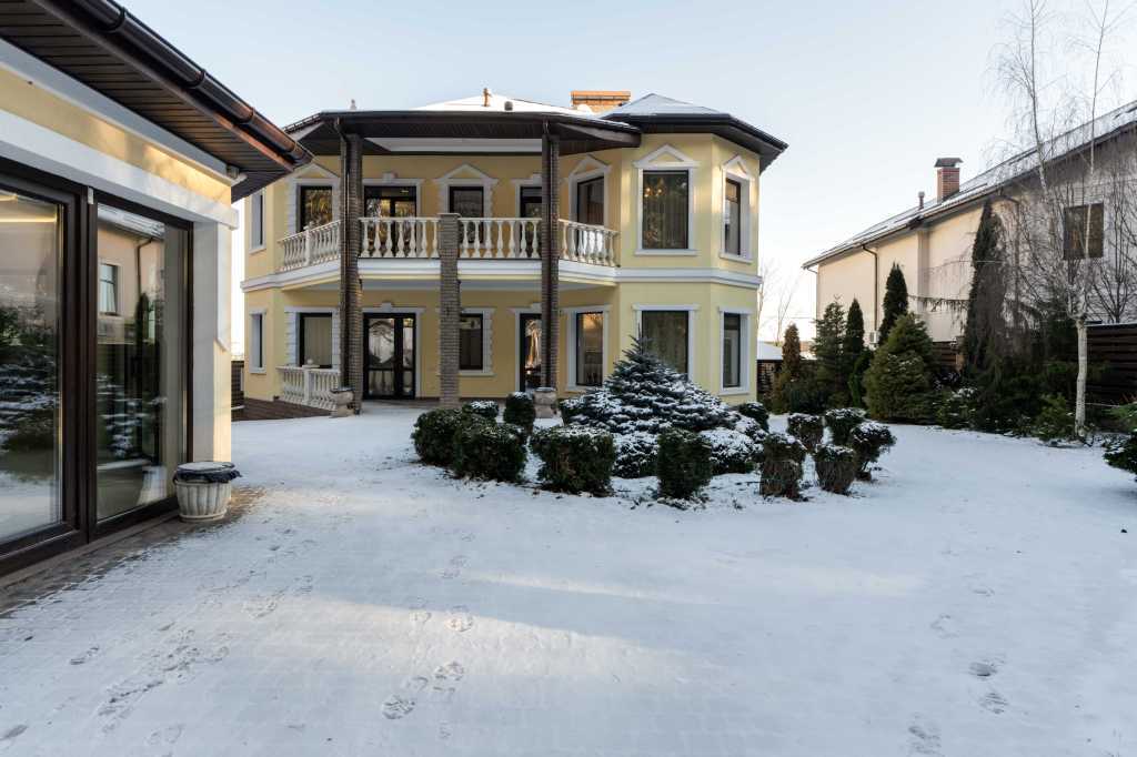Продажа дома 503 м², Осіння, 17