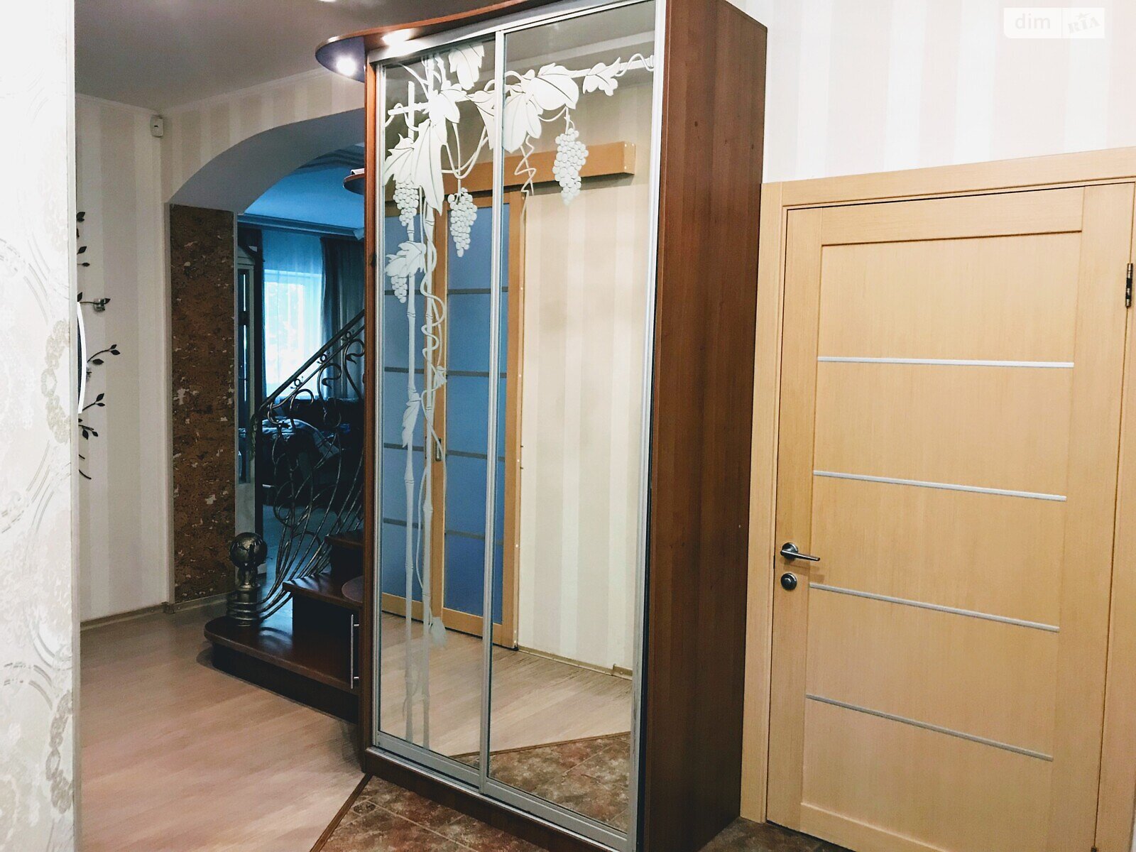 Продаж будинку 215 м², Панянський бул.