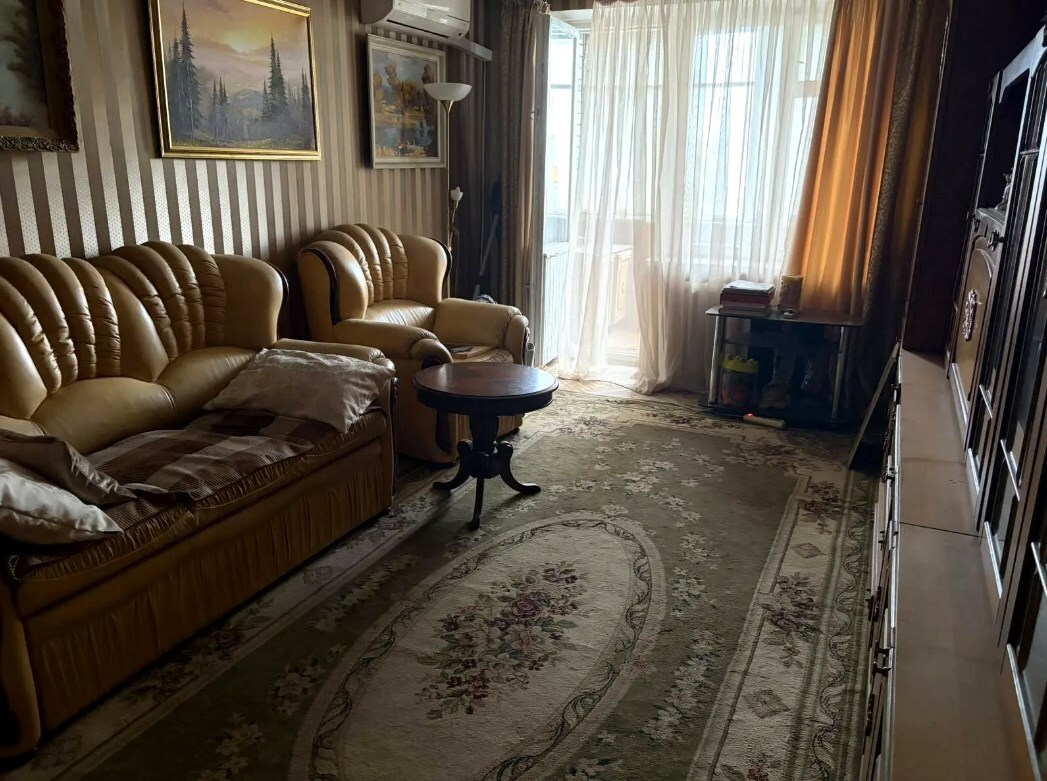 Продаж 3-кімнатної квартири 76 м², Дружби Народів бул., 10А