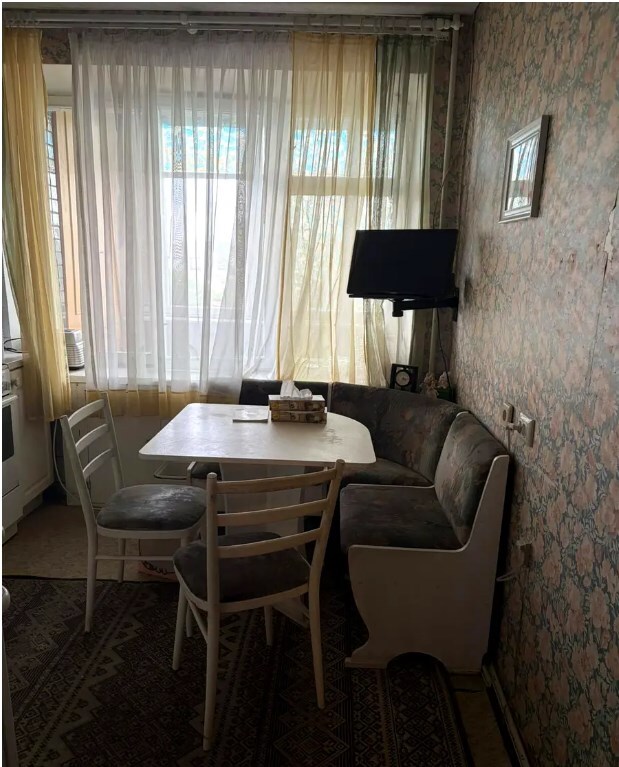 Продаж 3-кімнатної квартири 76 м², Дружби Народів бул., 10А