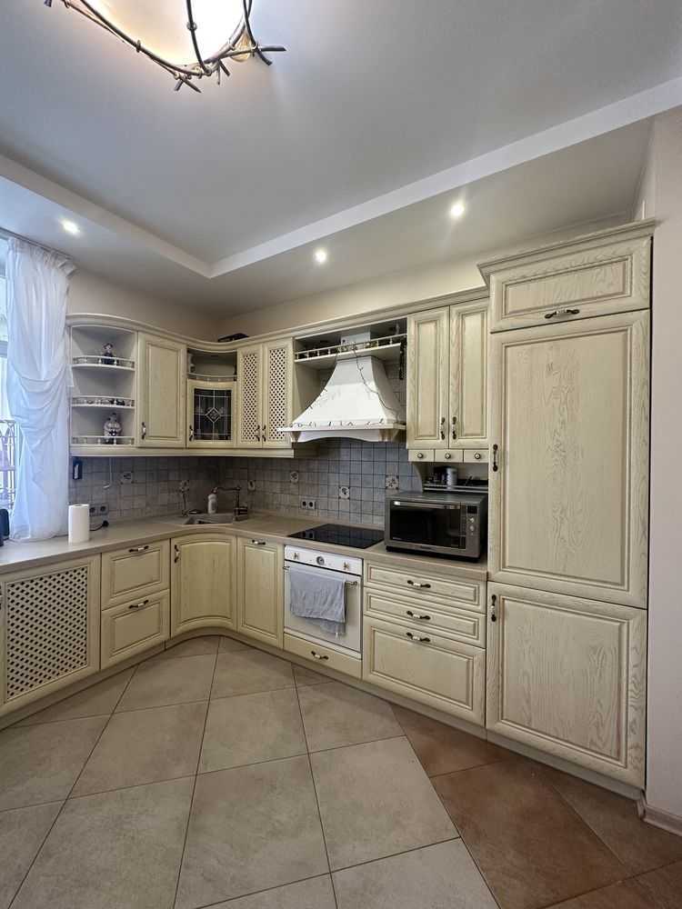 Продажа 3-комнатной квартиры 109.6 м², Героев Сталинграда просп., 26А