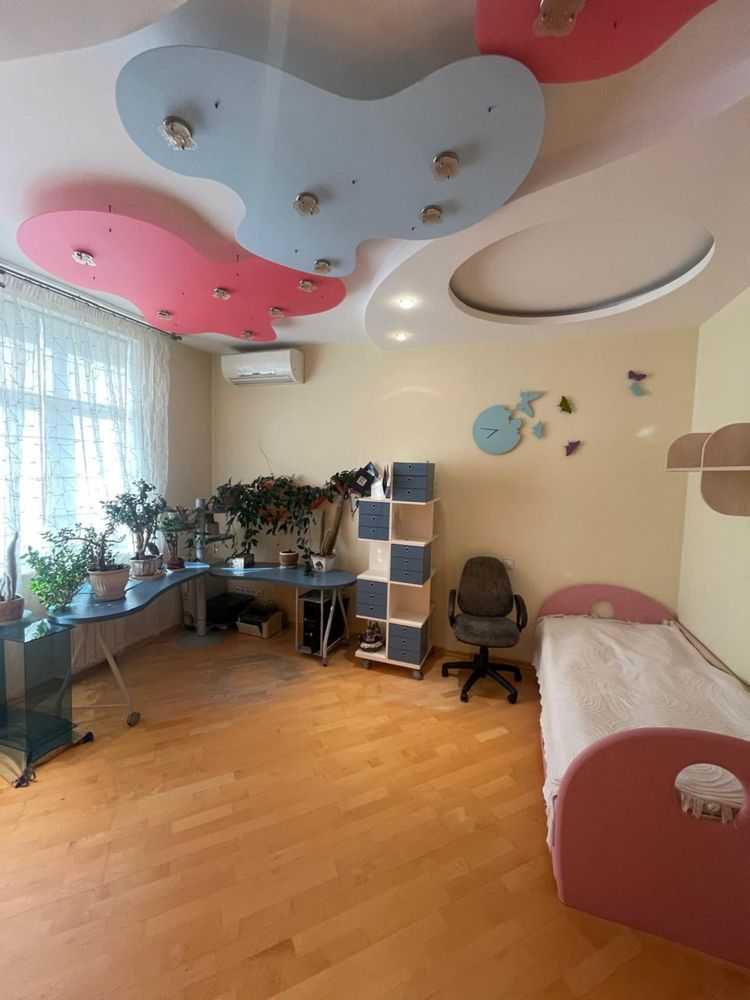 Продажа 3-комнатной квартиры 109.6 м², Героев Сталинграда просп., 26А