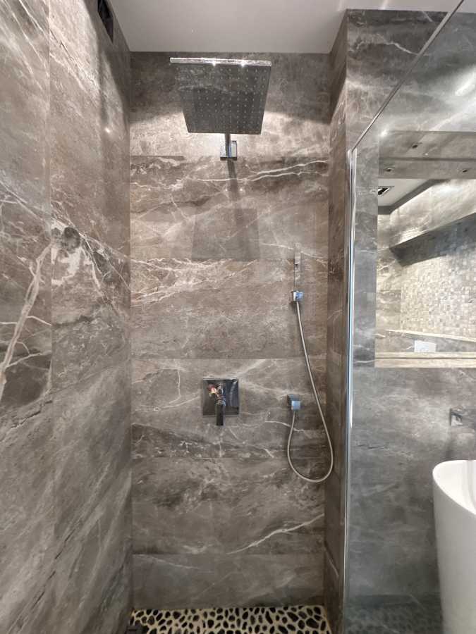 Оренда 2-кімнатної квартири 47 м², Феодосійська вул., 1