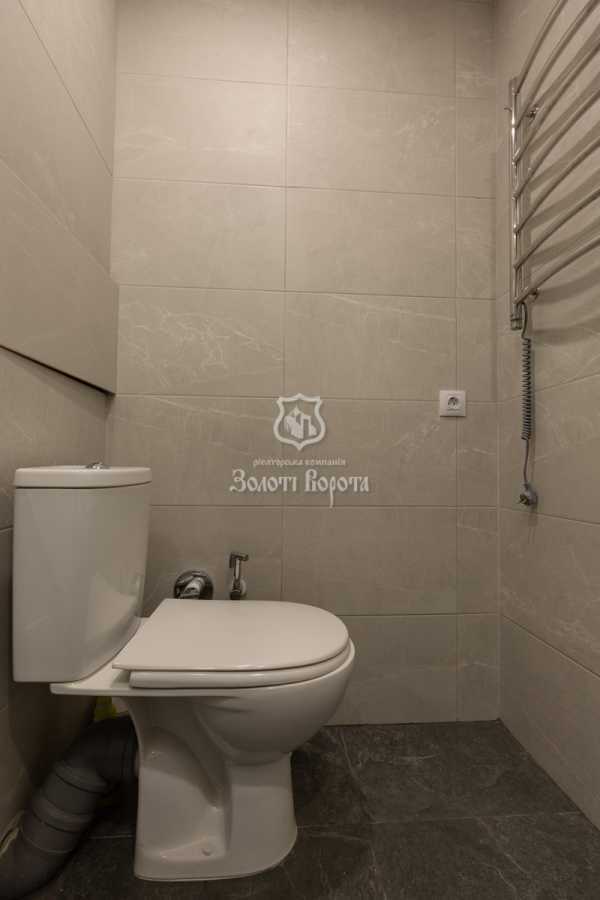 Продаж 2-кімнатної квартири 45 м², Героїв Сталінграда просп., 15Б