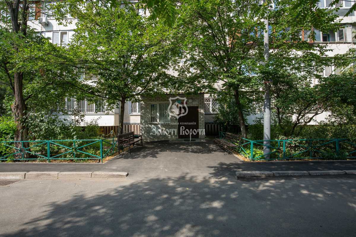 Продаж 2-кімнатної квартири 45 м², Героїв Сталінграда просп., 15Б
