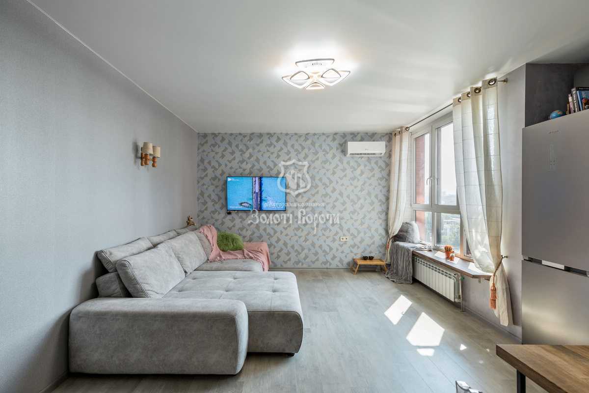 Продаж 1-кімнатної квартири 31.2 м², Оболонський просп., 27